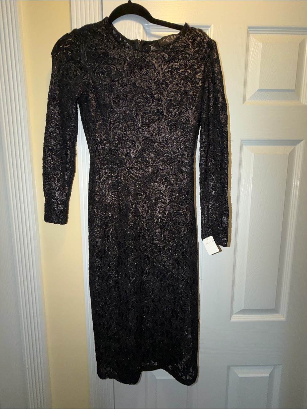 Laundry By Shelli Segal Black Lace Long-Sleeve Midi Dress